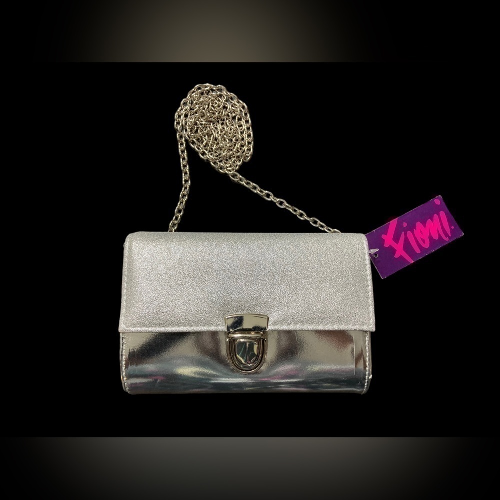 ‼️SALE‼️ Silver Glitter NWT Chain Mini Crossbody Clutch Purse Bag